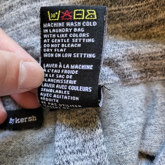 Gray A-Line Mini Skirt with Pleated and Ribbed Details - Picture 5 of 9